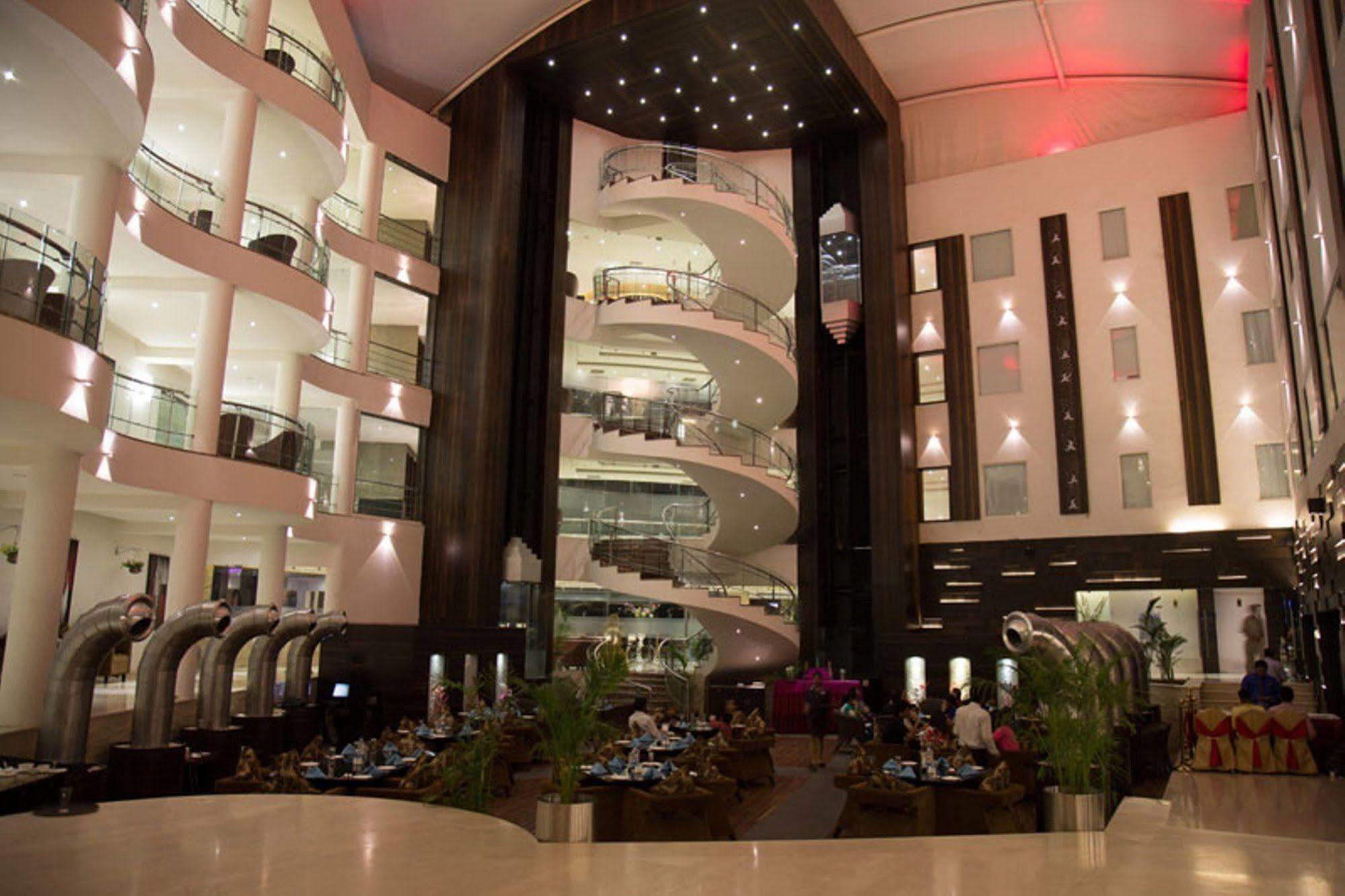 Regenta Central Harimangala Bharuch Экстерьер фото